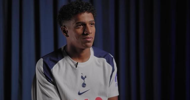 金年会官方网站-热刺新援索萨：我的偶像是内马尔，同位置上的偶像是马塞洛