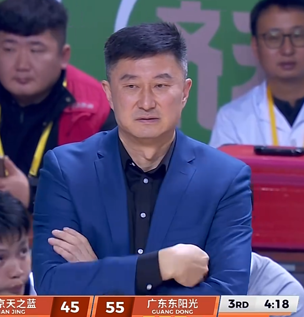 金年会官方网站-宏远早报！杜锋深夜发声，徐杰将前往美国特训，朱芳雨开始干活